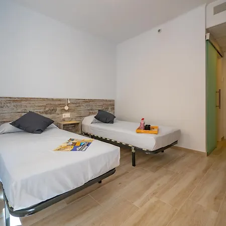 Agi Gloria Pensionat 2*