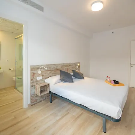 Agi Gloria Konukevi 3*